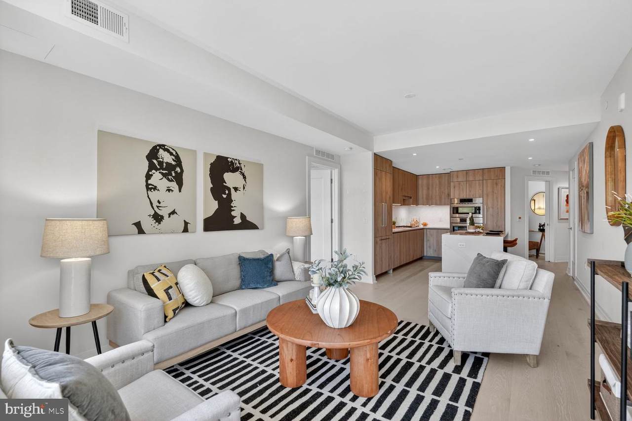 1201 Royal Street - Photo 1