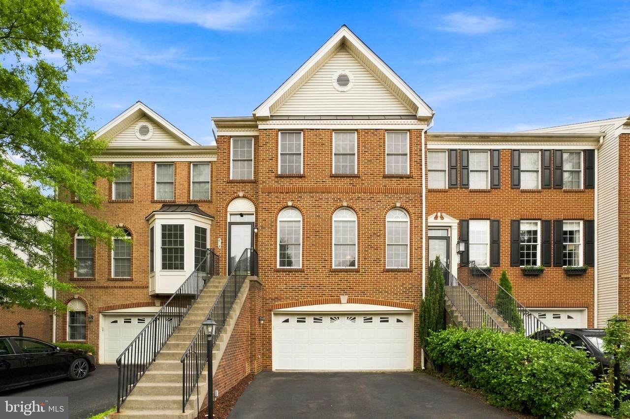 814 Maple Flats Terrace - Photo 1