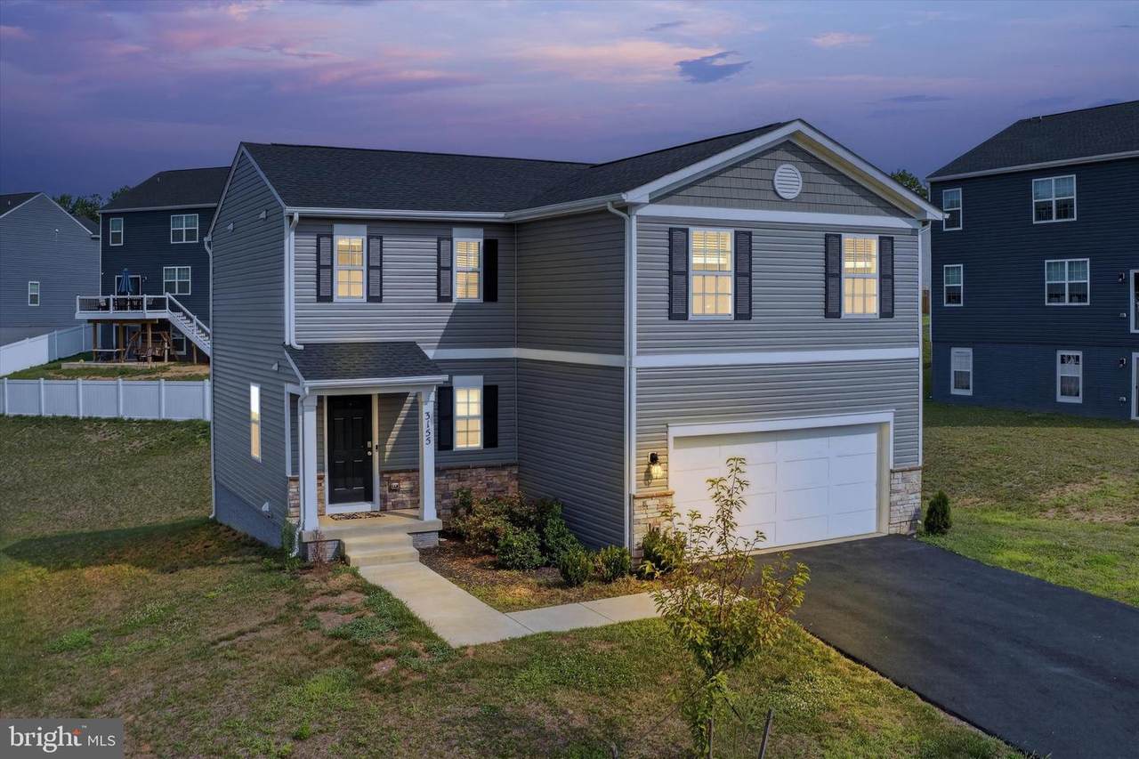 3155 White Tail Drive - Photo 1