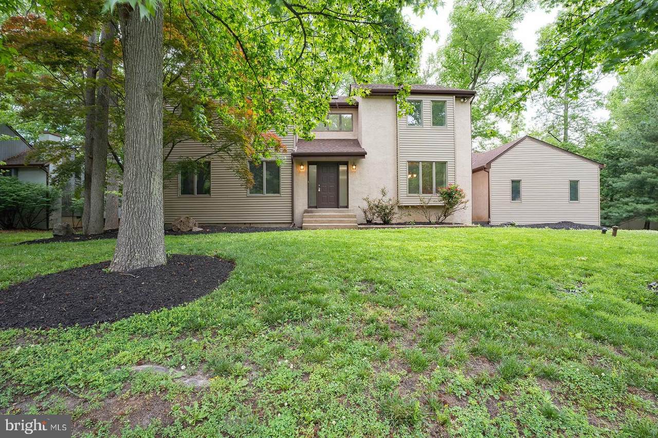 491 Kings Road - Photo 1