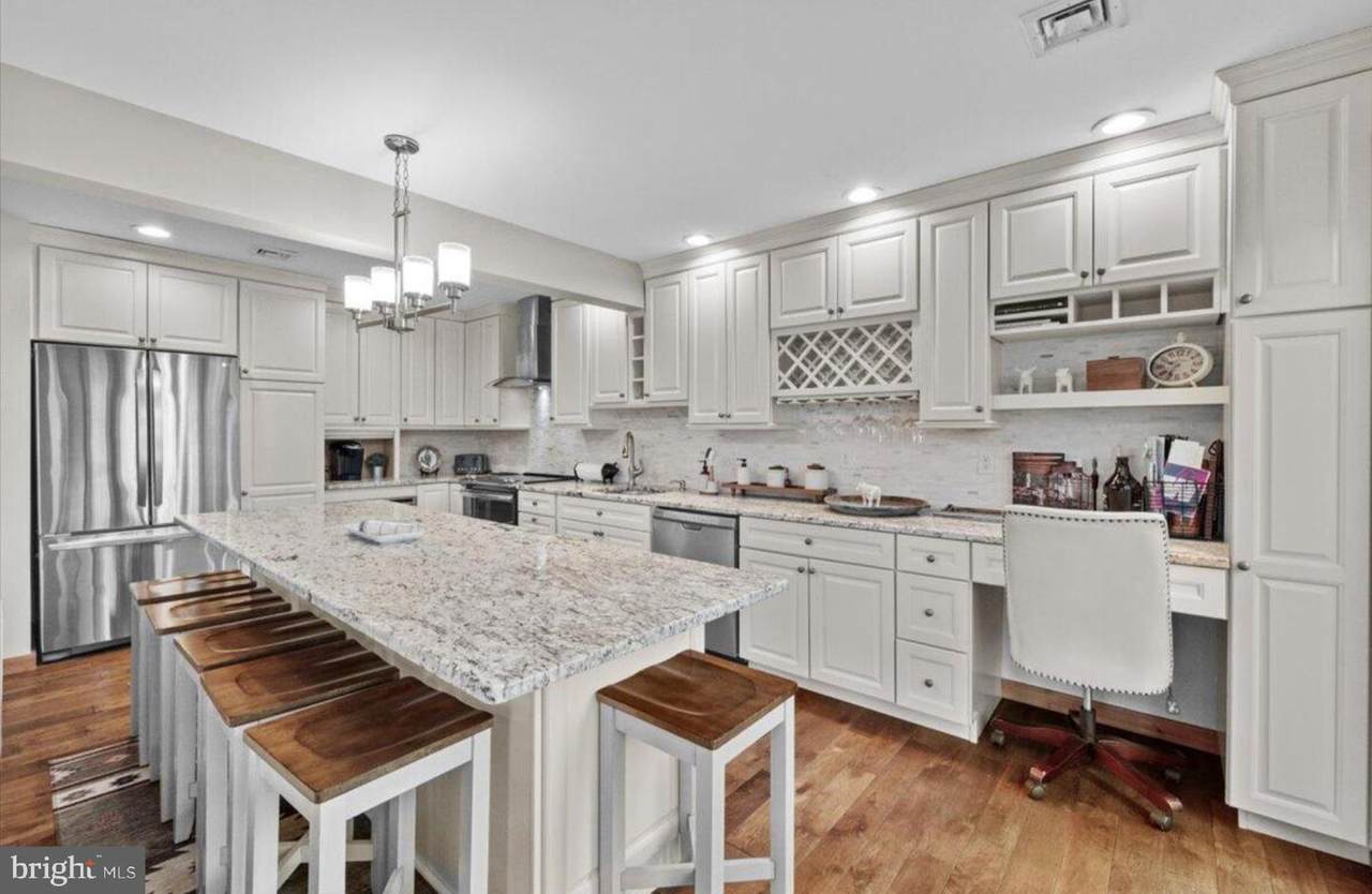 155 Pine Court - Photo 1