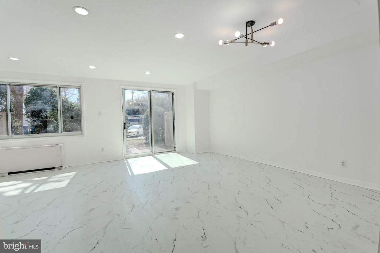 1900 Lyttonsville Road - Photo 1