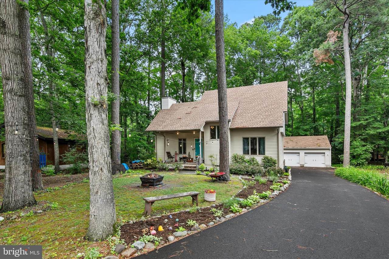 17 Moonraker Road - Photo 1