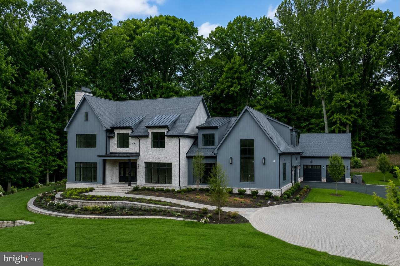 796 Falls Farm Court - Photo 1