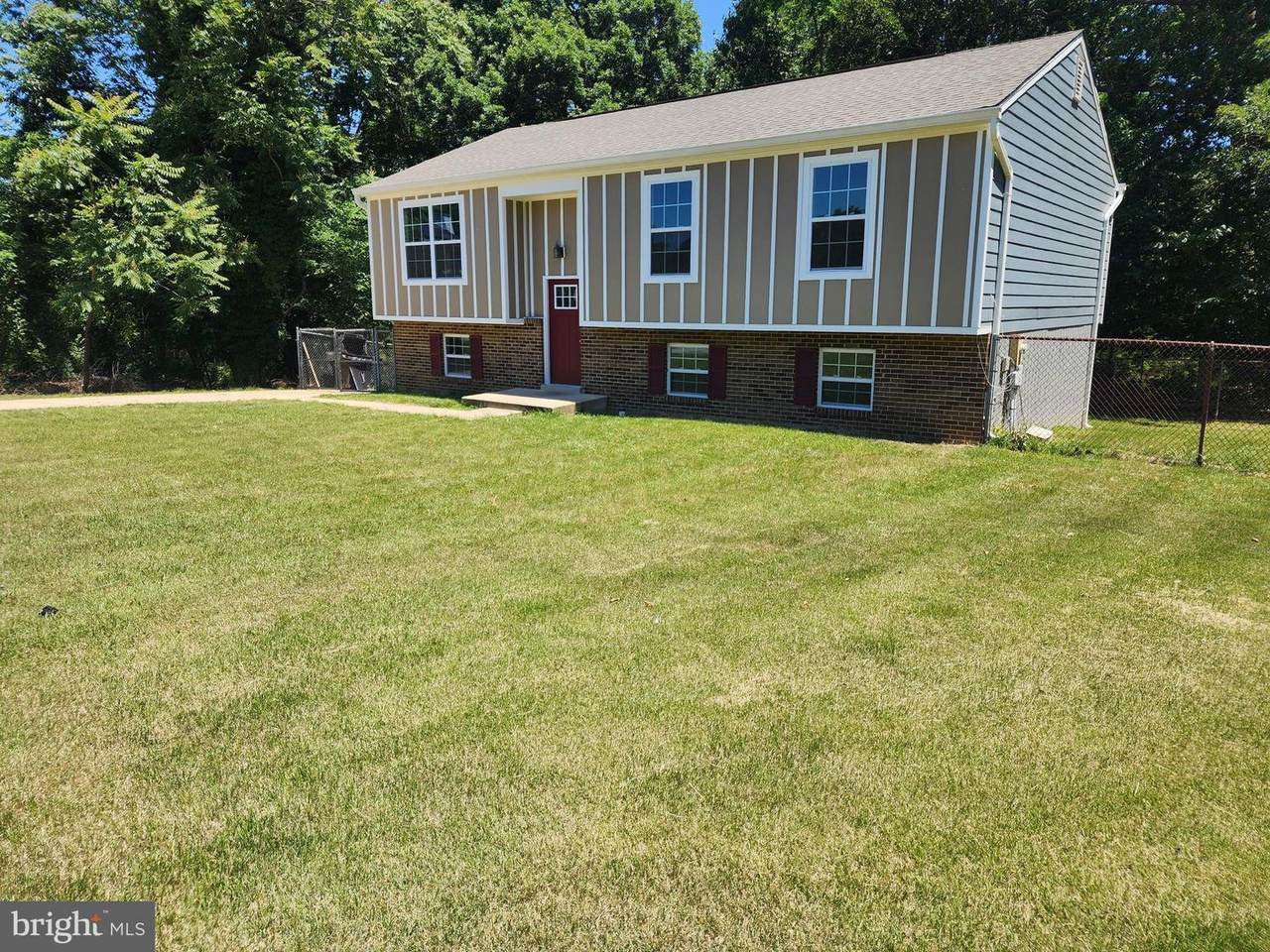 2904 White Pine Court - Photo 1
