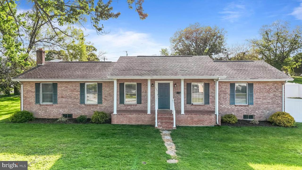 171 Euclid Avenue - Photo 1