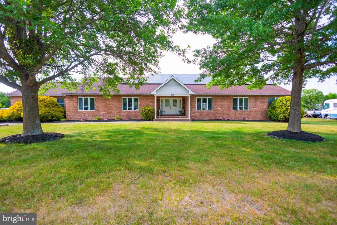 619 Sun Haven Drive - Photo 1