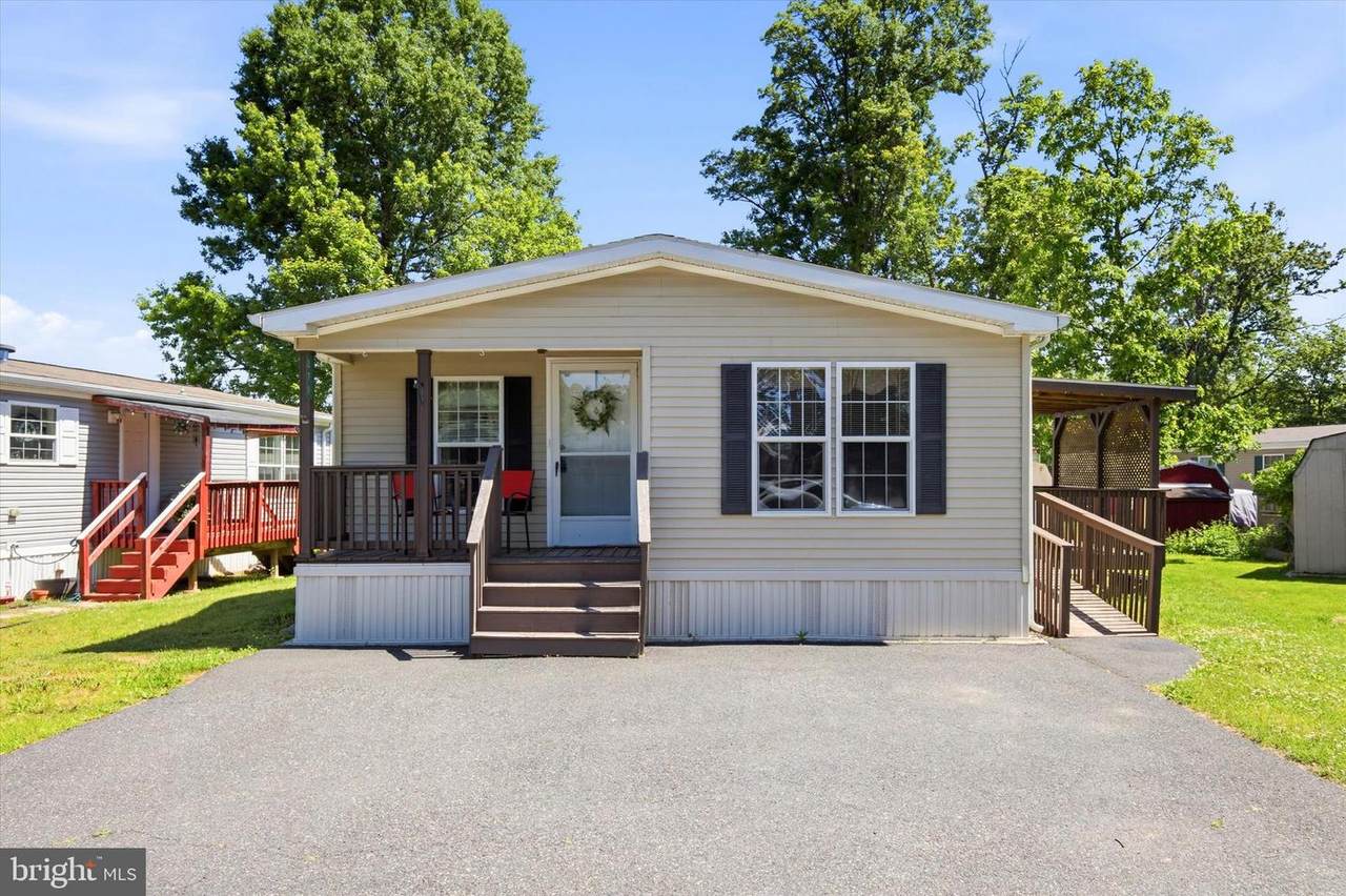 271 Dogwood Dr - Photo 1