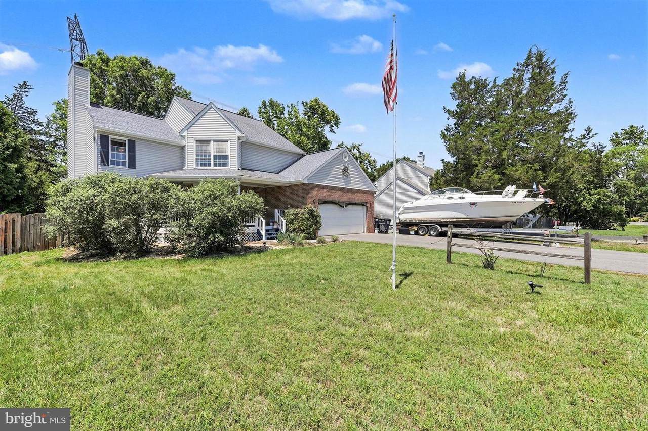 1014 Potomac Drive - Photo 1