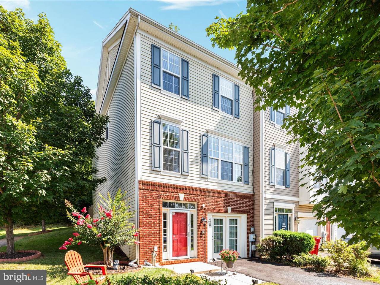 420 Starkeys Landing - Photo 1