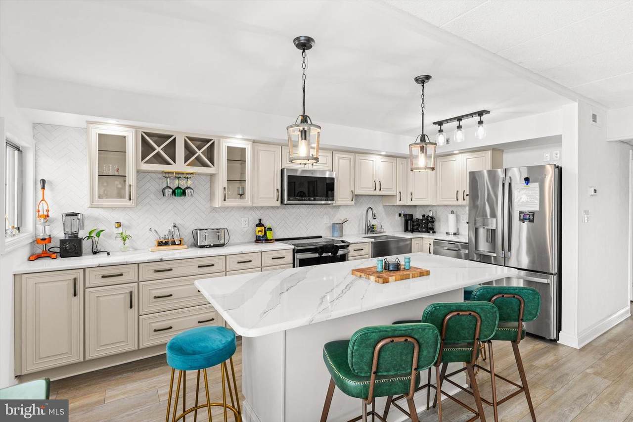 1223 Edgewater Avenue - Photo 1