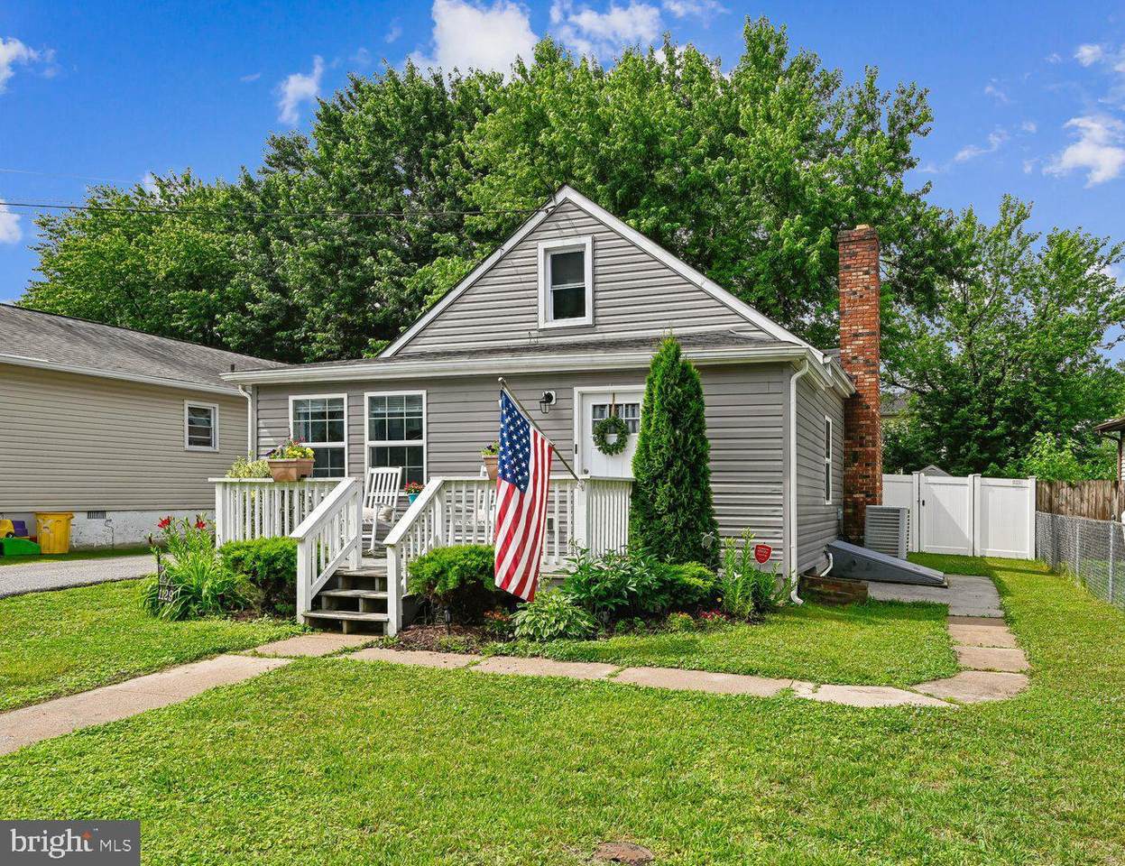 1129 Wharf Drive - Photo 1