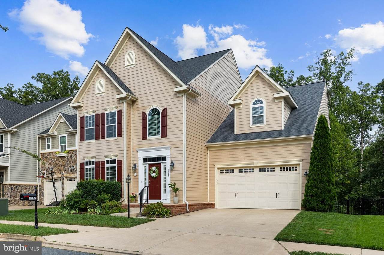 1100 Wright Court - Photo 1