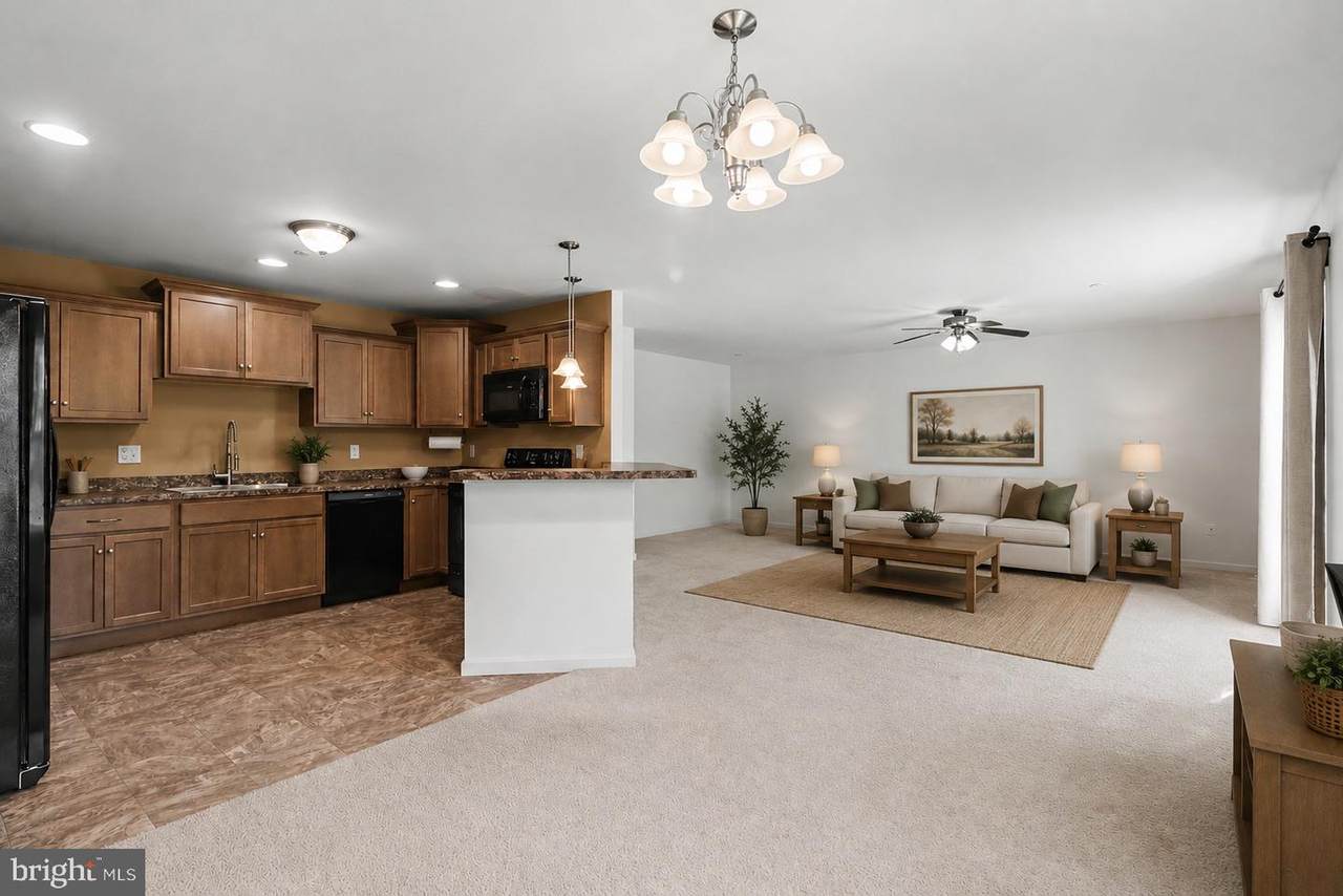 186 Braeburn Way - Photo 1