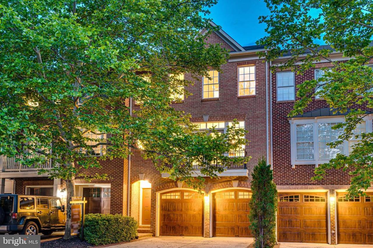 104 Herndon Mills Circle - Photo 1