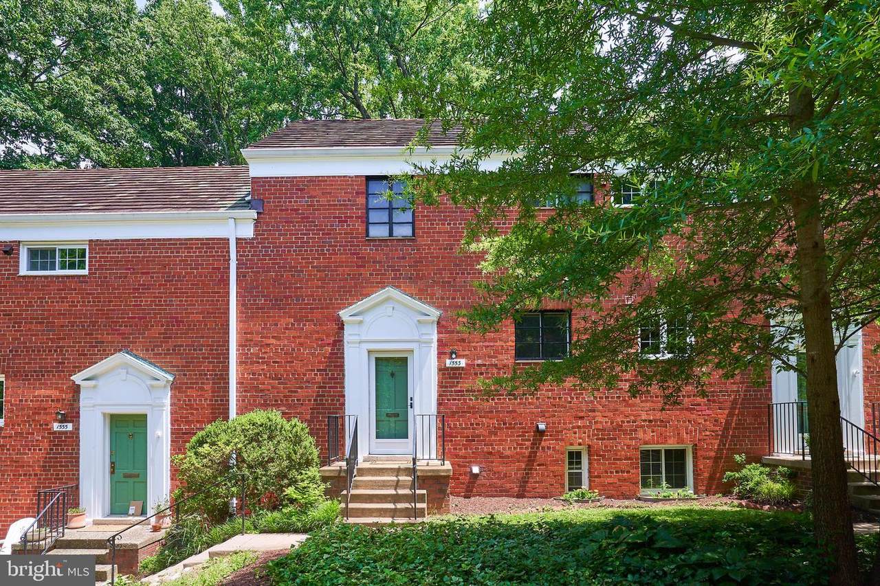 1553 Mount Eagle Place - Photo 1