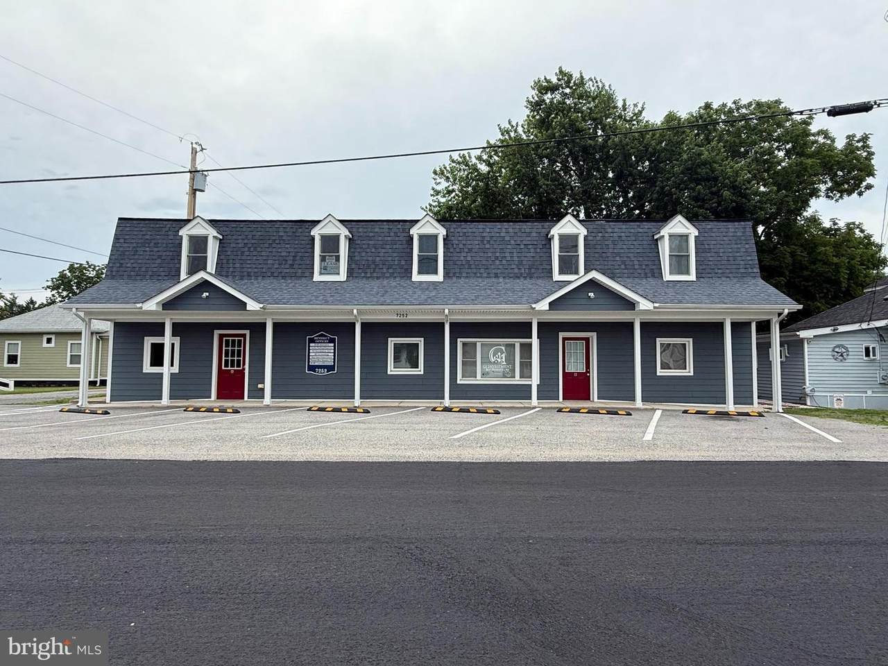 7252 Benedict Avenue - Photo 1