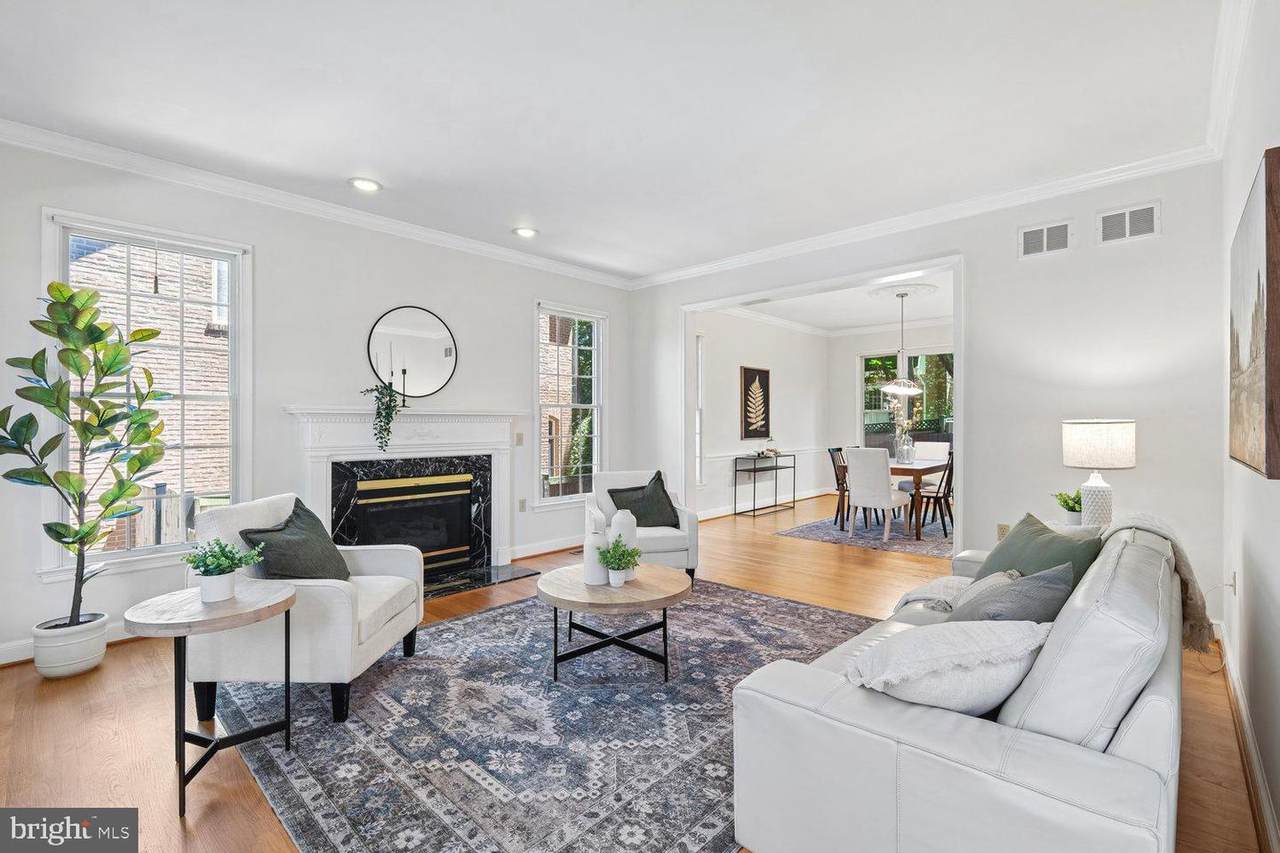 5105 Warren Place - Photo 1