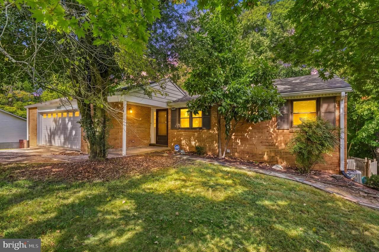 9607 Muirfield Drive - Photo 1