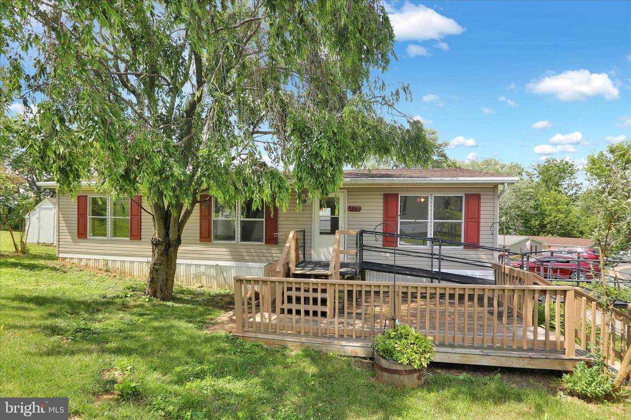 764 Willow Lane - Photo 1