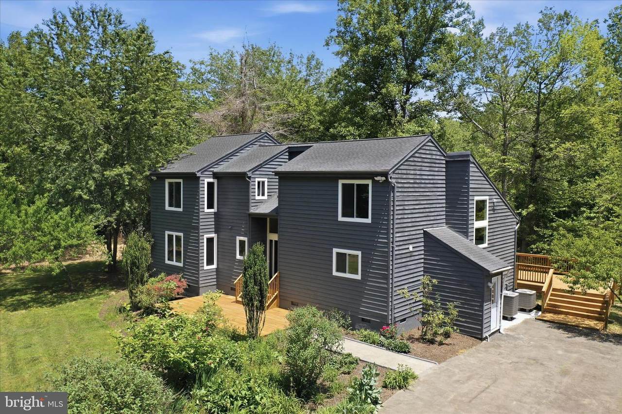 2391 Holly Springs Road - Photo 1