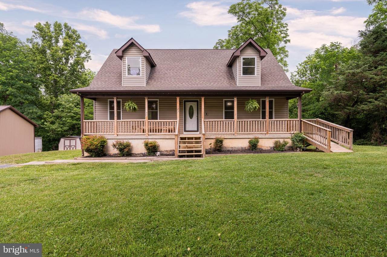 123 Beach Drive - Photo 1