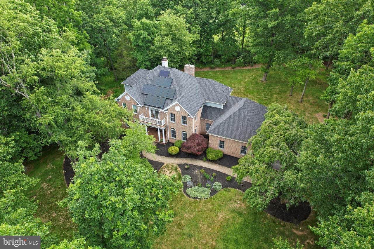 4 Pond View Lane - Photo 1
