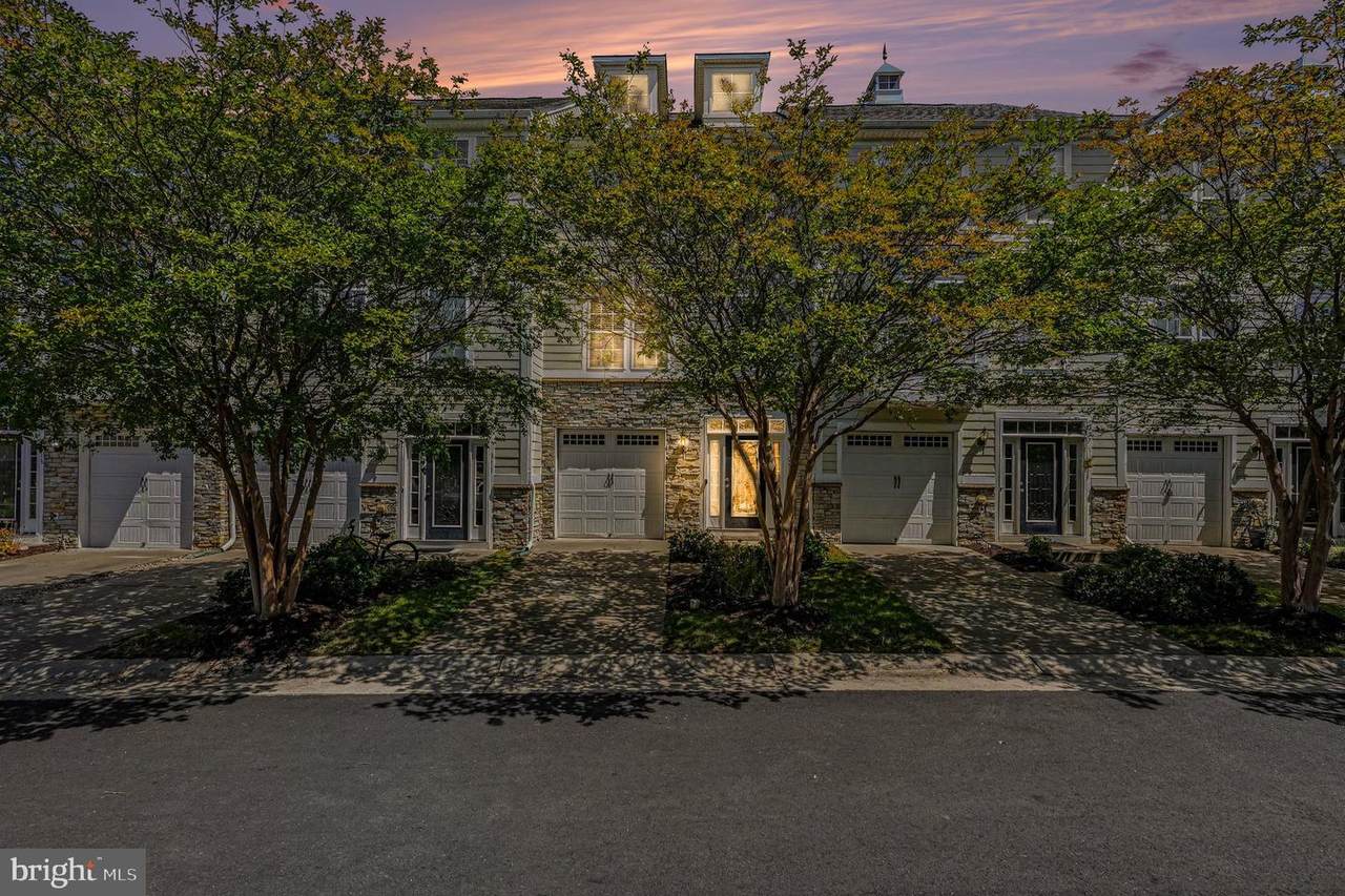 309 Monroe Point Drive - Photo 1