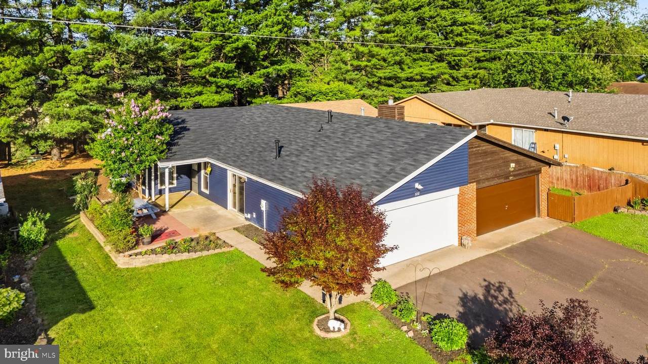 588 Meadowbrook Drive - Photo 1