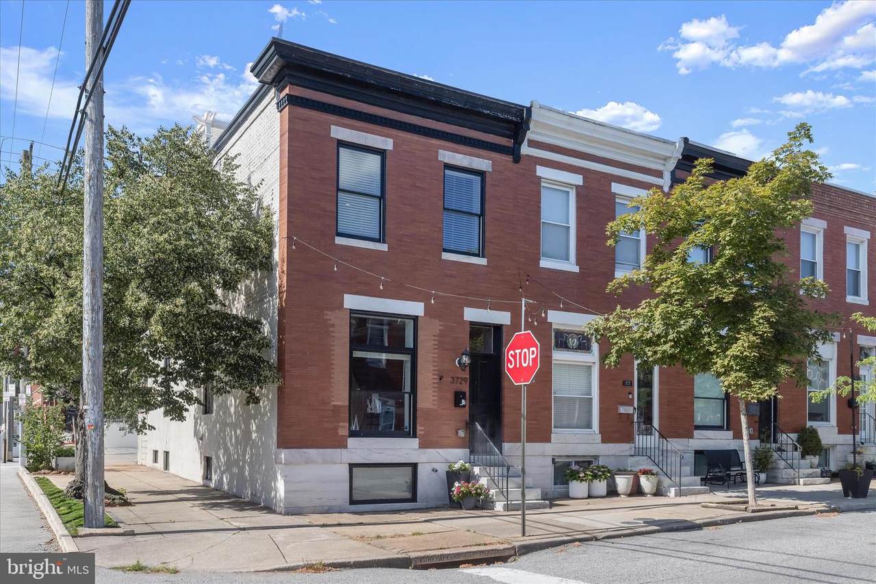 3729 Hudson Street - Photo 1
