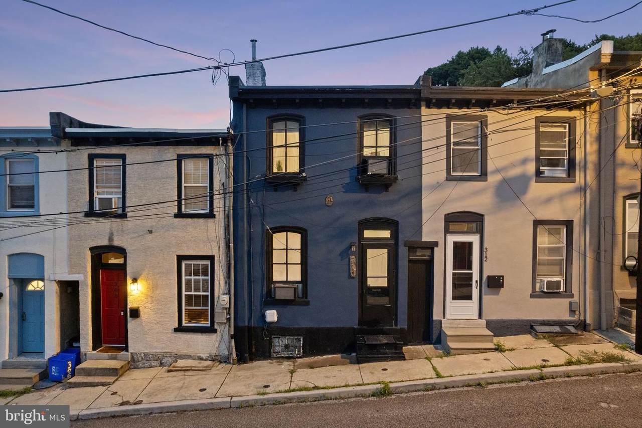 310 Carson Street - Photo 1