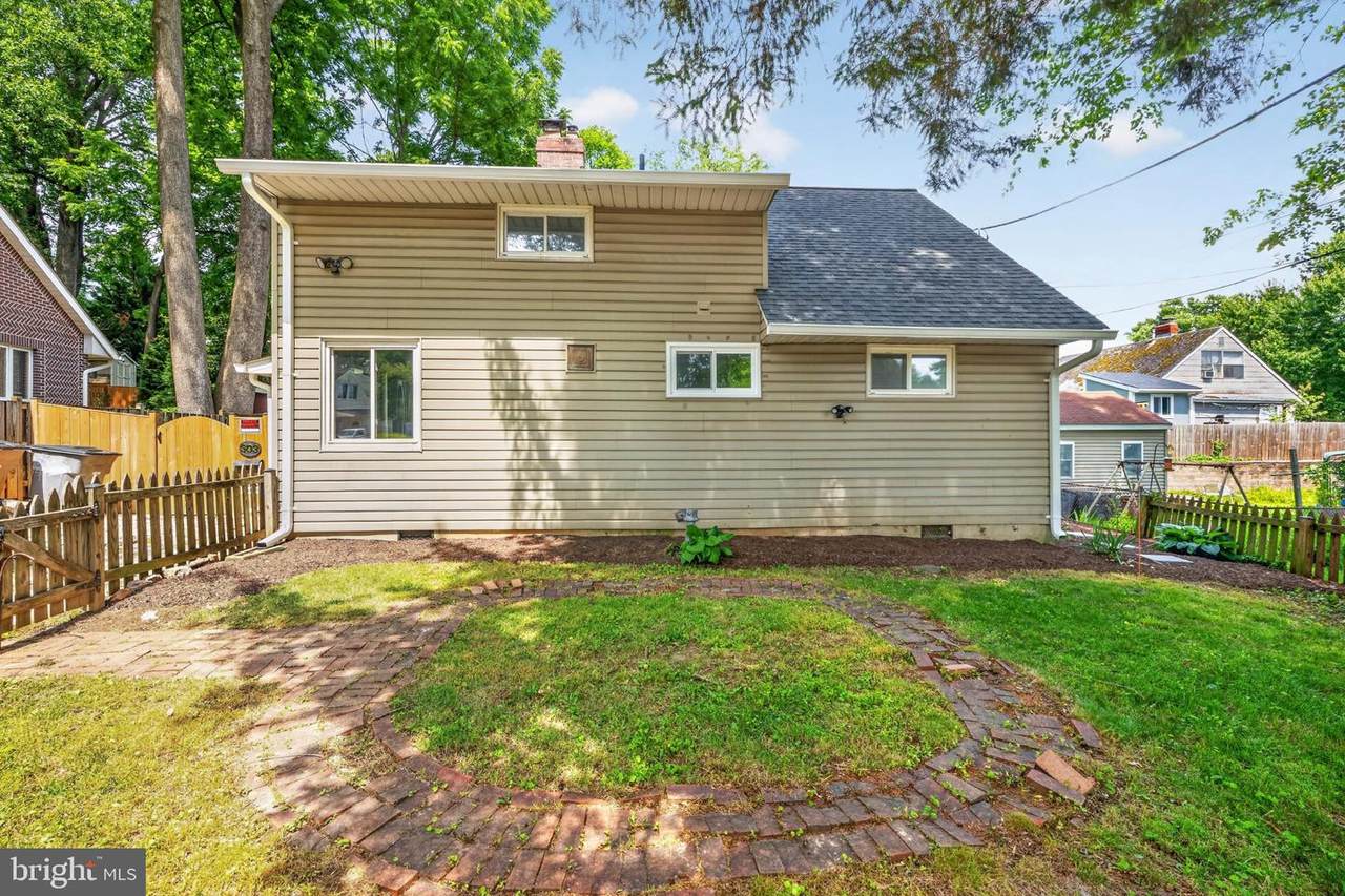 303 Nimitz Avenue - Photo 1