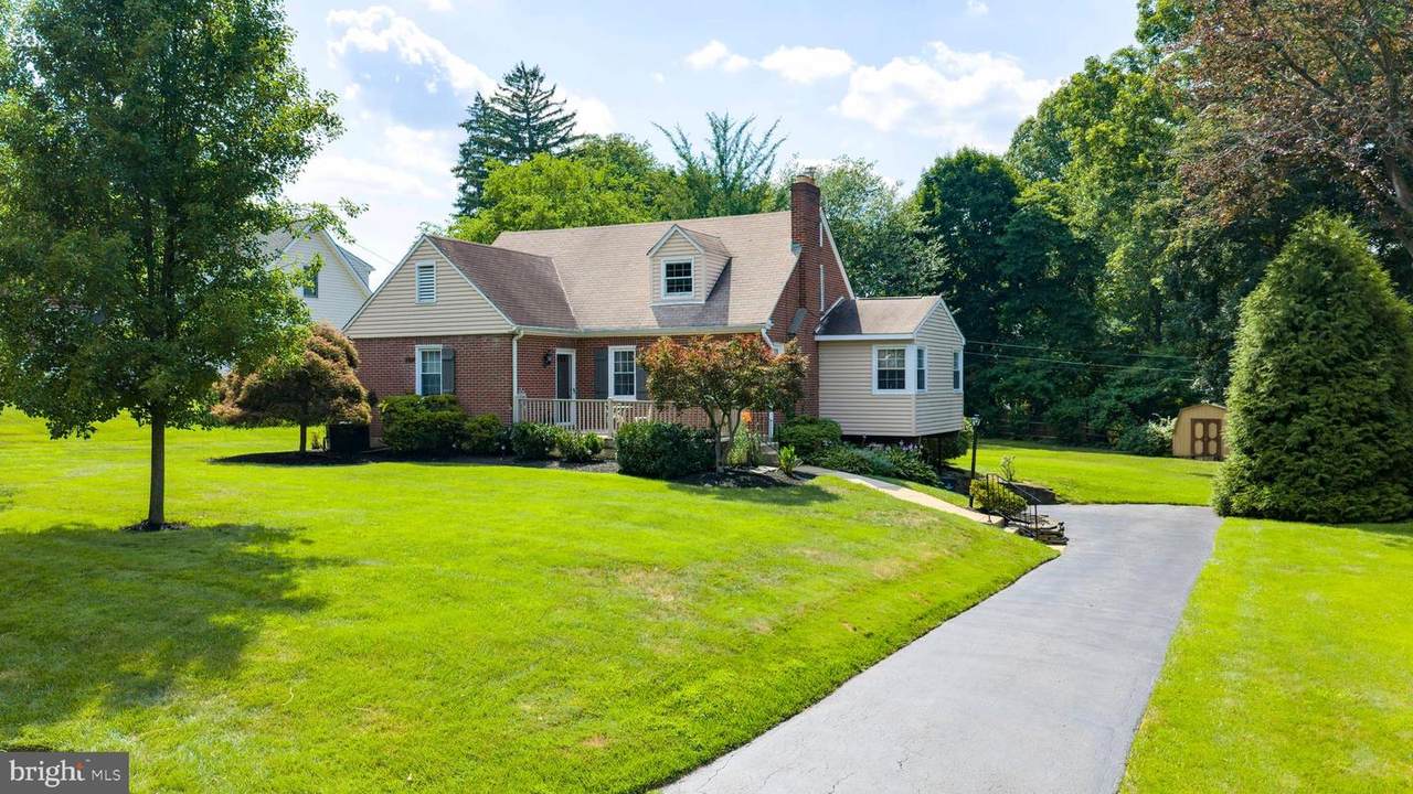 2332 Boyd Road - Photo 1