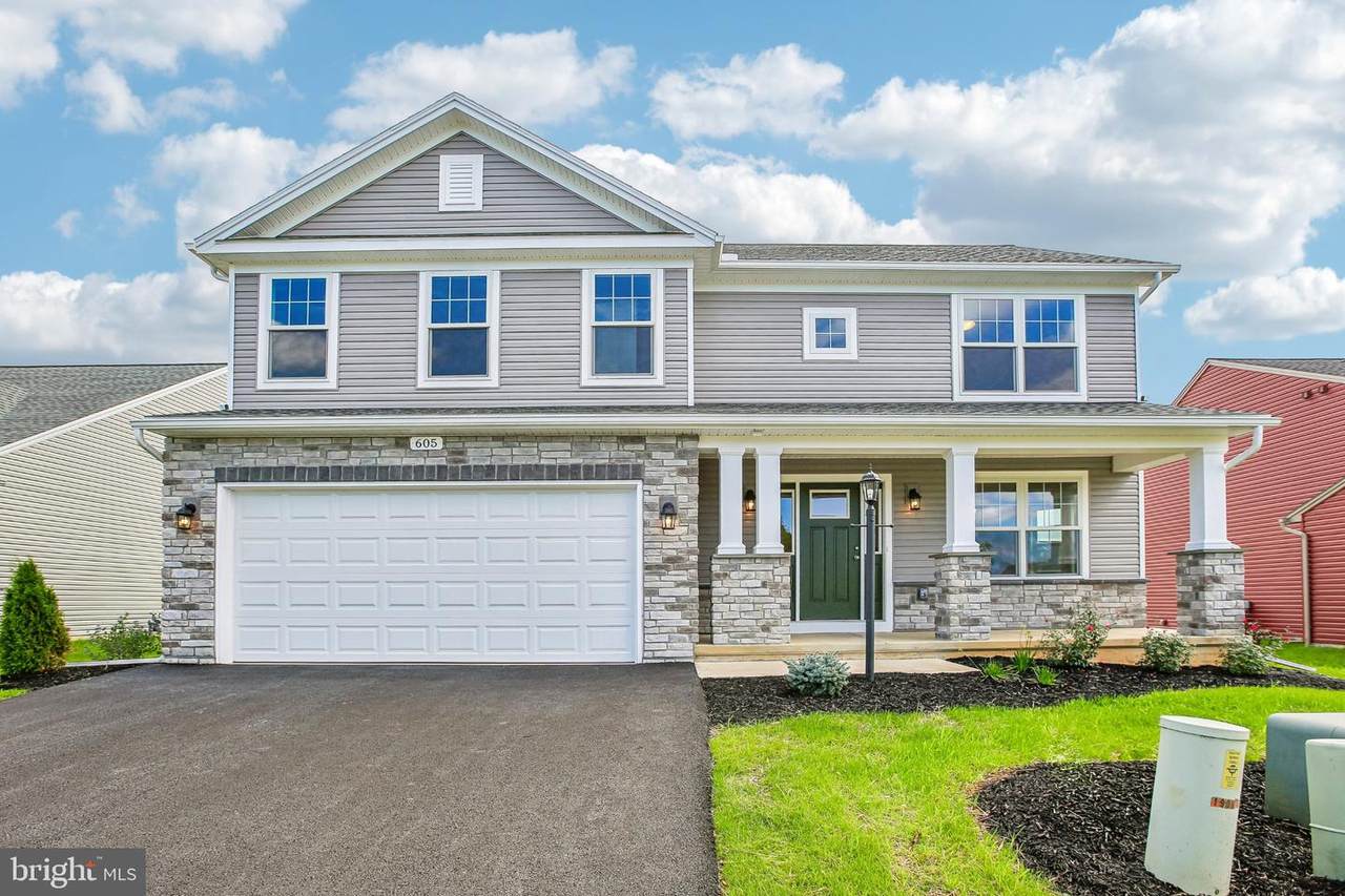 605 Exeter Lane - Photo 1