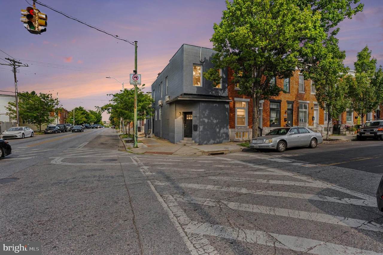 200 Ellwood Avenue - Photo 1