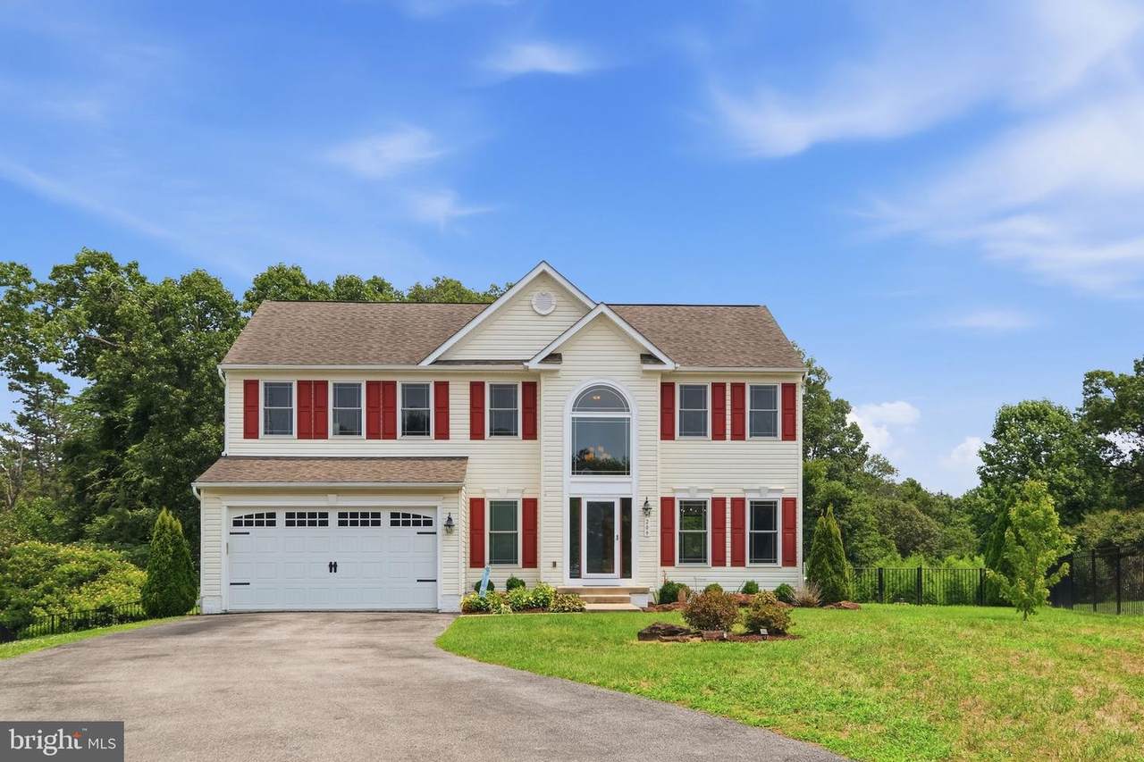 209 Long Hill Court - Photo 1