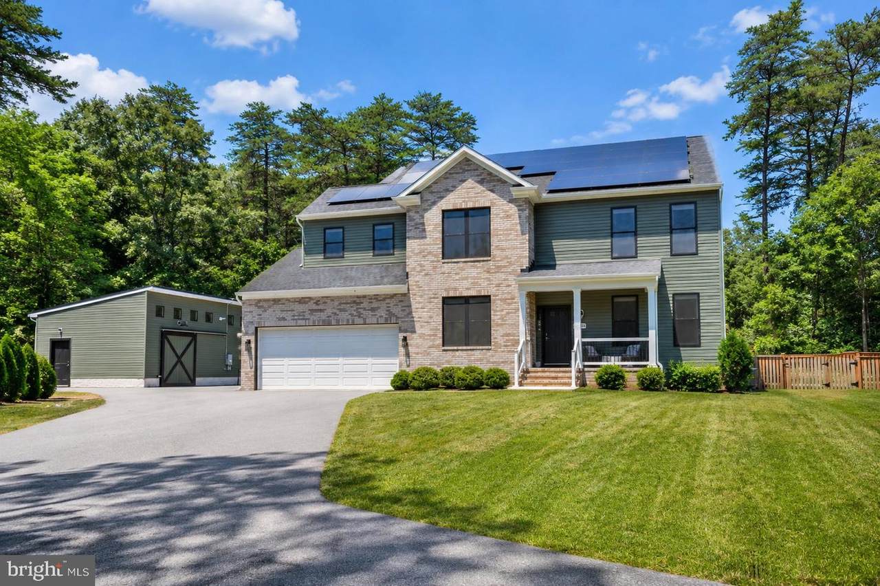 8215 Athena Lane - Photo 1