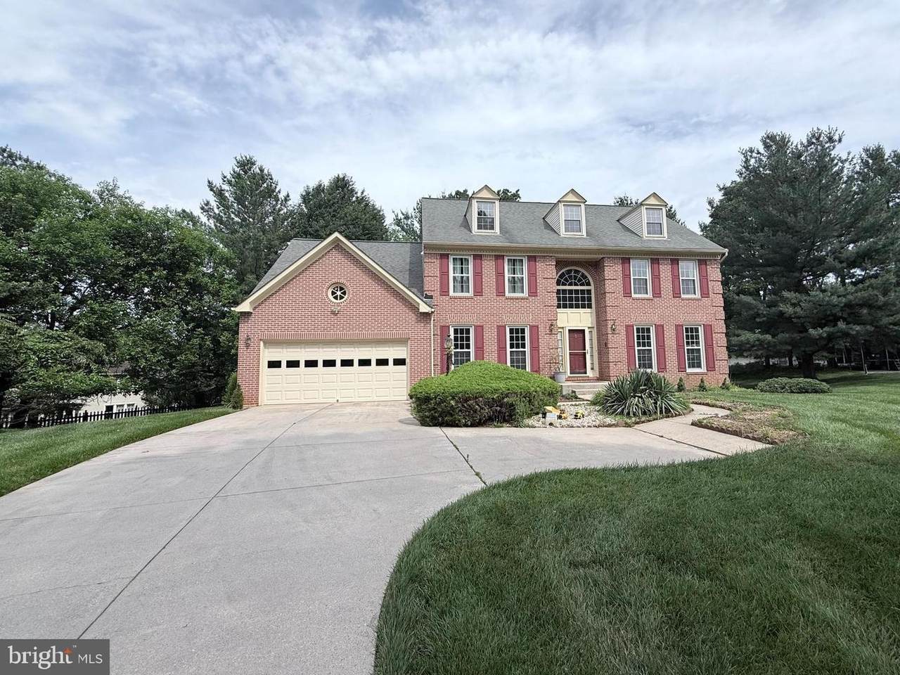 10210 Brightstone Place - Photo 1