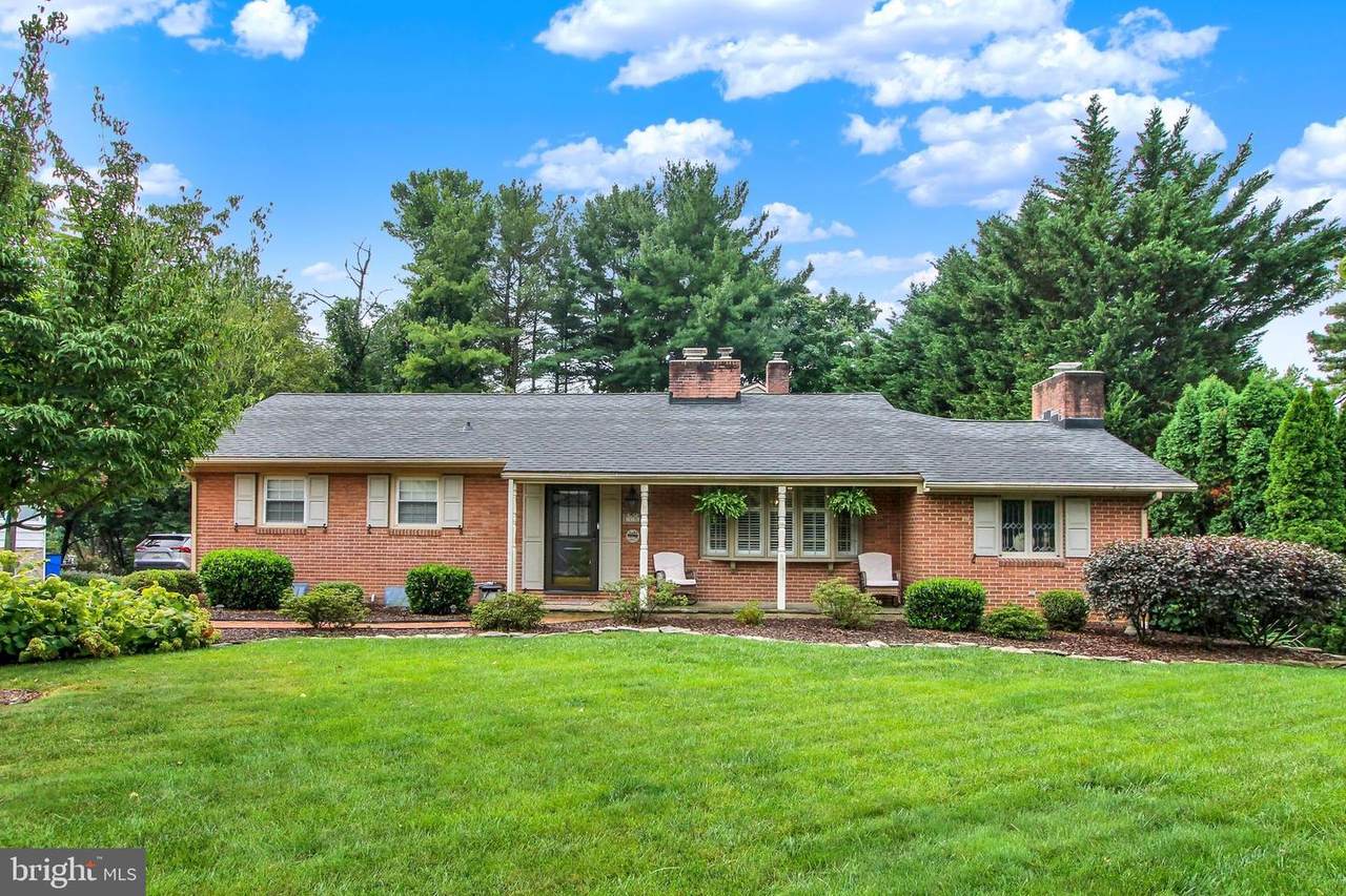 315 Mary Avenue - Photo 1