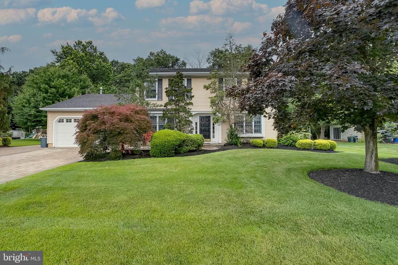 14 Elsinore Drive - Photo 1