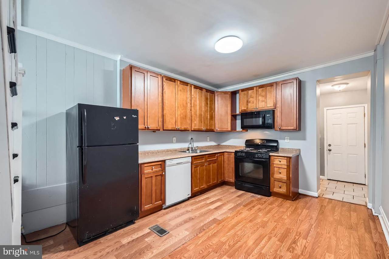 3804 Mount Pleasant Avenue - Photo 1