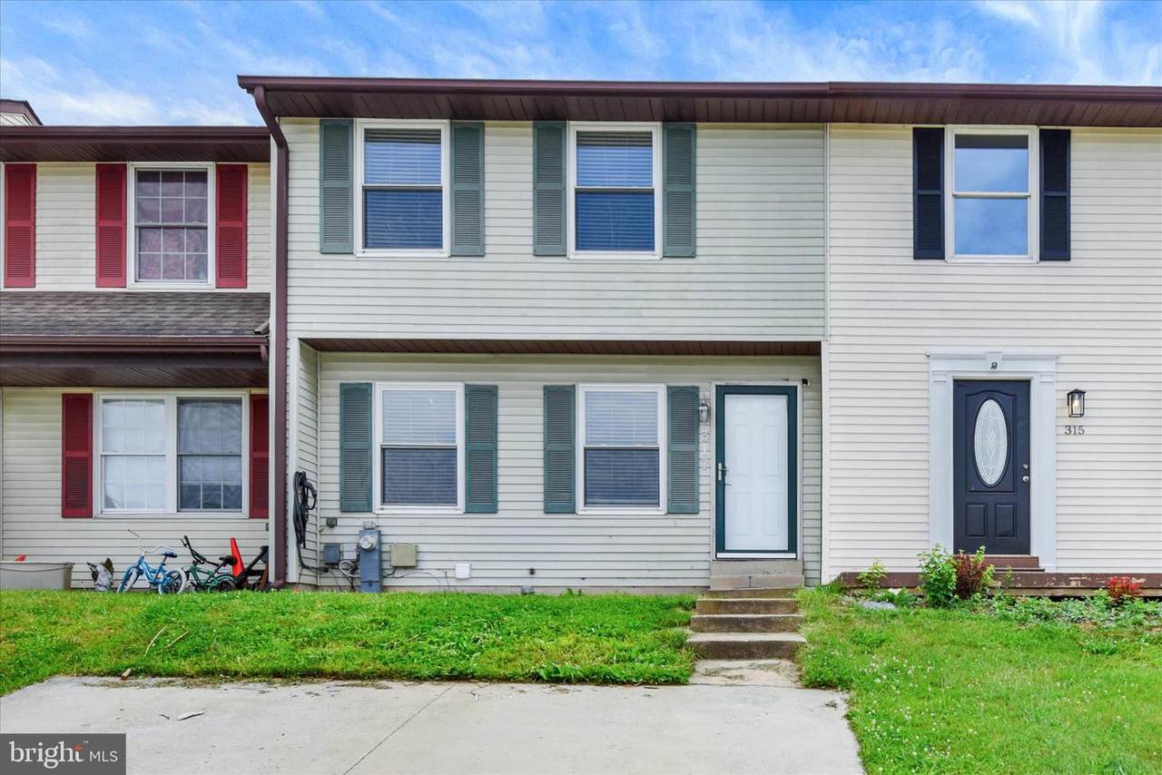 317 Stacy Lee Drive - Photo 1
