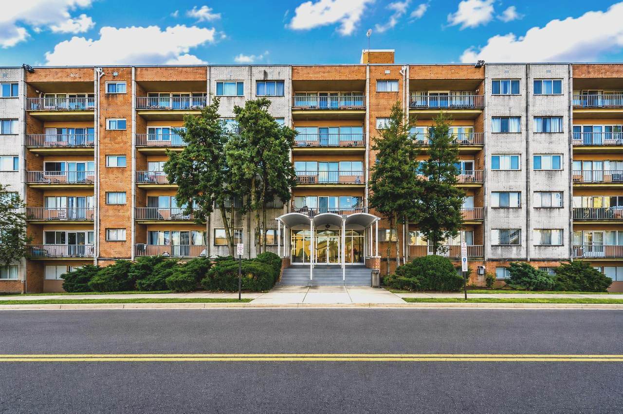 401 Armistead Street - Photo 1