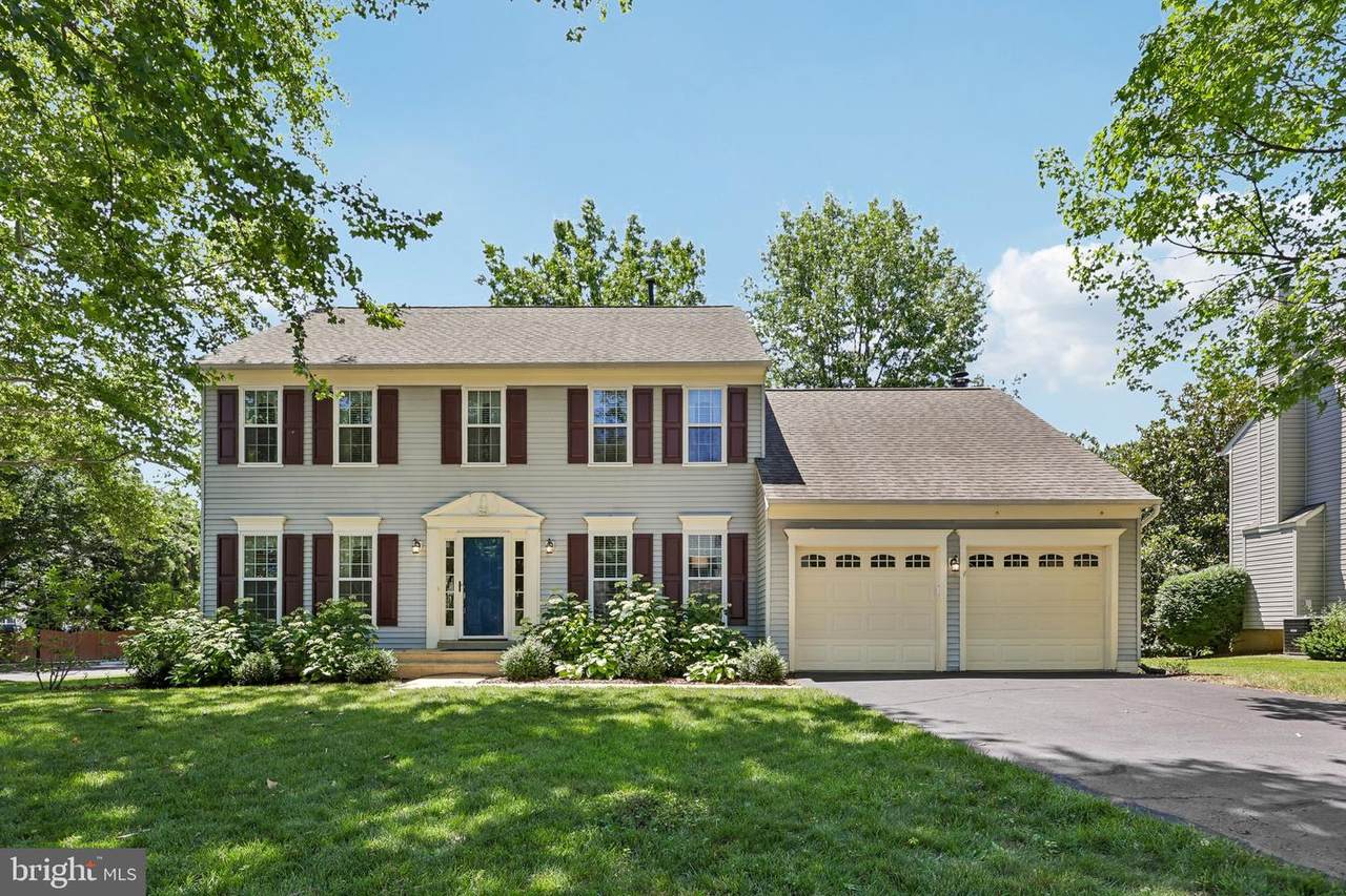 311 Ashton Drive - Photo 1