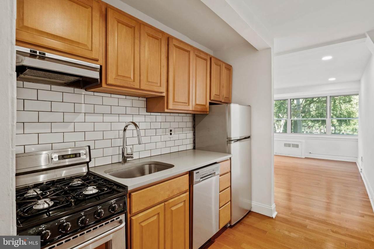 1810 Rittenhouse Square - Photo 1