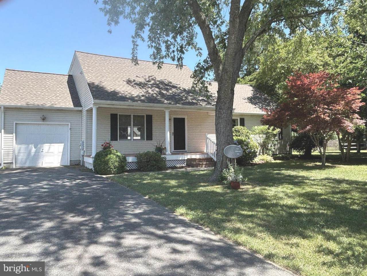 312 Spring Drive - Photo 1