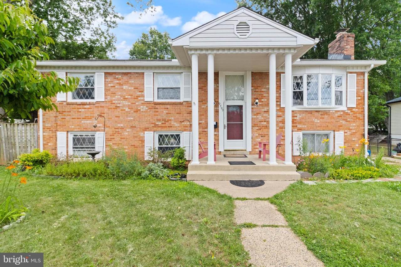 9709 Loudoun Avenue - Photo 1