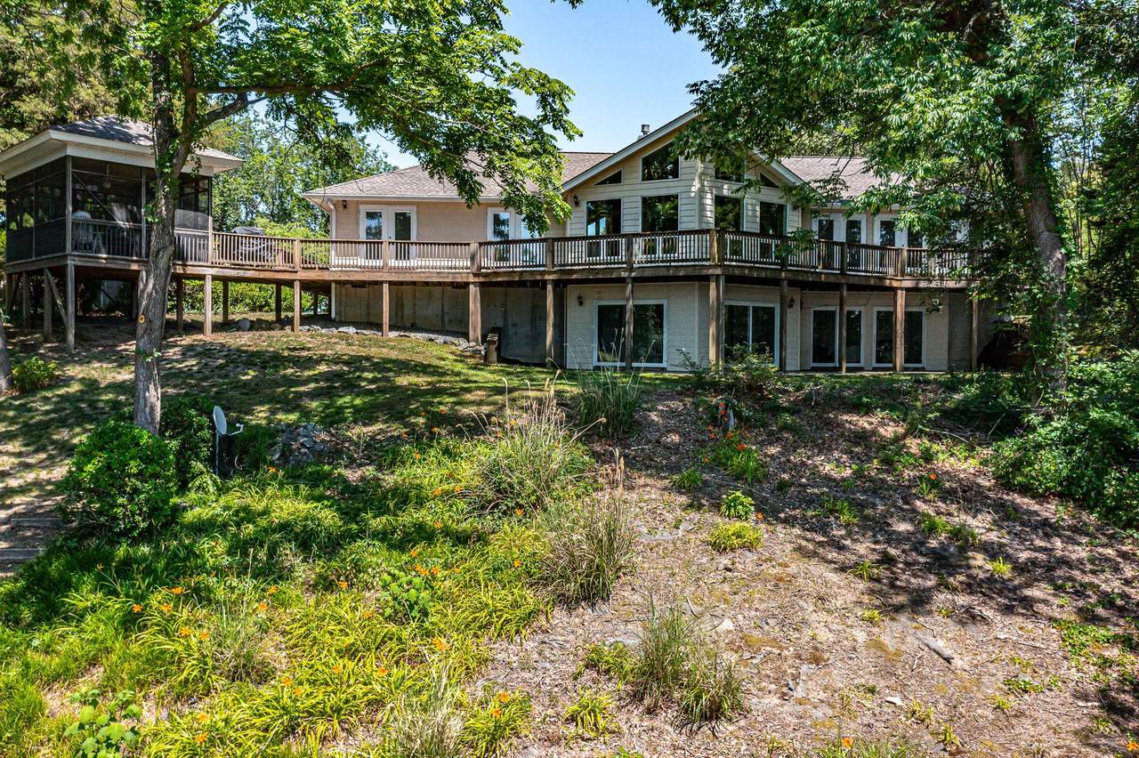 577 Melrose Road - Photo 1