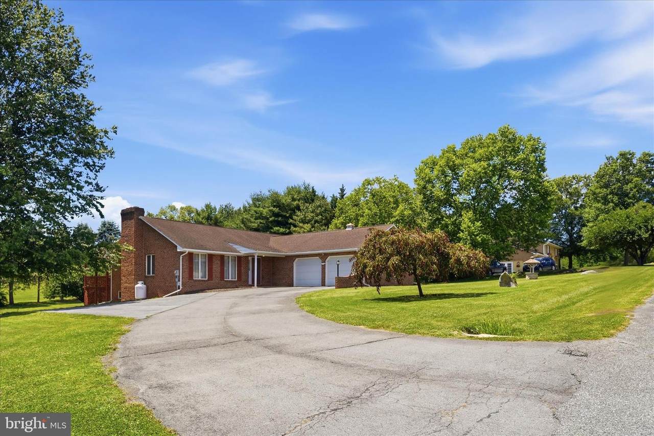 10208 Mar Rock Drive - Photo 1