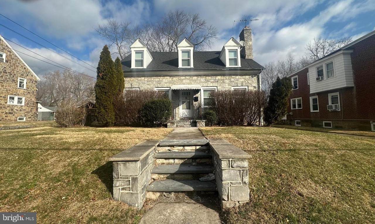 1109 James Street - Photo 1